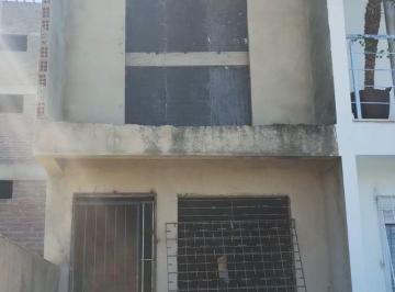 Casa · 89m² · 3 Quartos · 2 Vagas · Sobrado no bairro Hípica