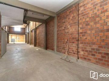 Comercial · 461m² · 2 Vagas · Comercial à venda - em Navegantes