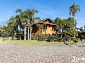 Casa · 385m² · 6 Quartos · 5 Vagas · Casa à venda no Terra Ville com 6 dormitórios e fundo para o lago.