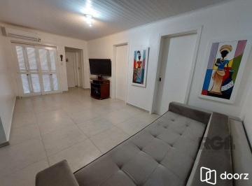 Casa · 110m² · 3 Quartos · 3 Vagas · Casa com 3 quartos, no Bairro Ipanema - Porto Alegre/RS.