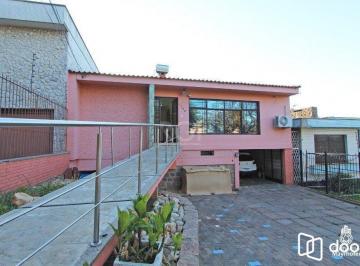 Casa · 500m² · 5 Quartos · 5 Vagas · Casa para Venda - 500m², 5 dormitórios, sendo 2 suites, 5 vagas - Menino Deus