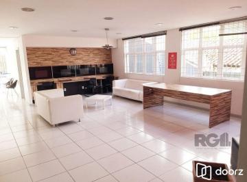 Casa · 502m² · 12 Quartos · 5 Vagas · Casa comercial com 12 dormitórios no bairro Teresópolis