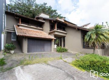 Casa · 498m² · 3 Quartos · 2 Vagas · Casa de 3 dormitórios no Jardim Isabel com vista para o Guaíba.