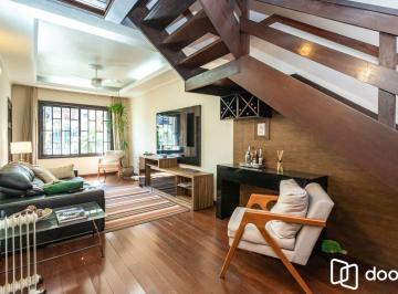 Casa · 227m² · 3 Quartos · 2 Vagas · Sobrado 3 Suítes Jardim Planalto