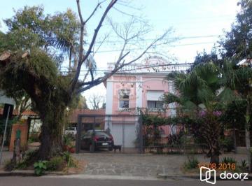 Casa · 240m² · 6 Quartos · 4 Vagas · Casa para Venda - 240m², 6 dormitórios, 4 vagas - Teresópolis