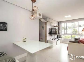 Apartamento · 56m² · 2 Quartos · 1 Vaga · Apartamento 2 dormitórios, 1 suíte, 1 vaga e churrasqueira na Bento Gonçalves.
