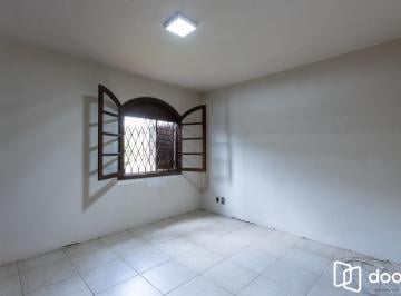 Casa · 146m² · 3 Quartos · 1 Vaga · Casa de condomínio, 3 dormitórios, 1 suíte, 1 vaga coberta, no bairro Cristal.