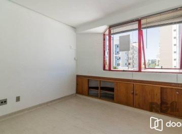 Comercial · 37m² · Sala comercial de 36m² no bairro Menino Deus