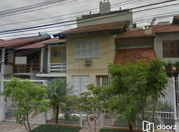 Casa · 325m² · 4 Quartos · 4 Vagas · Casa a venda de 4 dormitórios com 325,40 m², no bairro Jardim Lindóia em Porto A