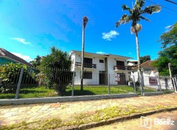 Casa · 743m² · 4 Quartos · 10 Vagas · Casa com 351,60m2 de área construída em propriedade de 743m2 no Bairro Jardim Ca