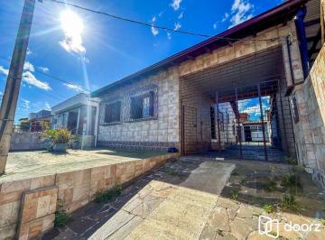 Casa · 114m² · 3 Quartos · 3 Vagas · Casa 03 quartos, peças amplas, 03 dormitórios, salão de festas -3 vagas - Cava