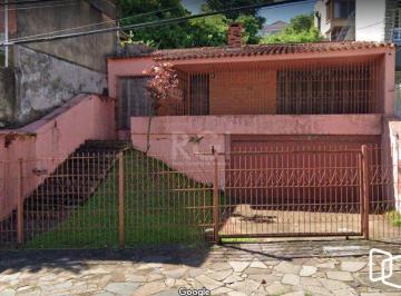 Casa · 205m² · 3 Quartos · 5 Vagas · Casa com 03 dormitórios, churrasqueira, pátio com piscina e 5 vagas de garagem n