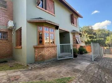 Casa · 380m² · 4 Quartos · 3 Vagas · Residência de Luxo em Condomínio Fechado com 4 Dormitórios, 3 Suítes e Área de L