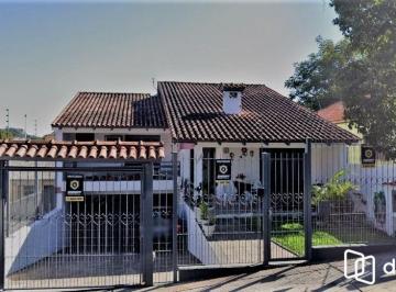 i7636a5Q1KAL_2148463ffb84c794d1.jpg · Casa em Camaquã com 230 m² , 3 quarto(s) , 1 suíte(s) , 3 vaga(s).