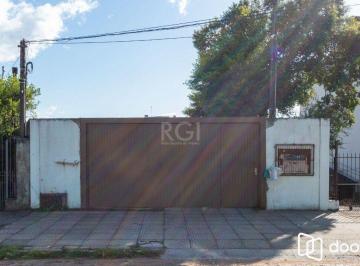 Casa · 240m² · 6 Quartos · 2 Vagas · Casa para Venda - 240m², 6 dormitórios, sendo 3 suites, 2 vagas - Glória