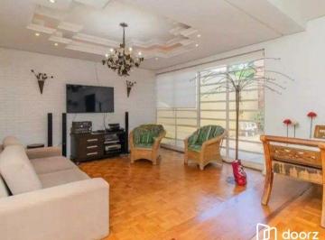 Casa · 234m² · 3 Quartos · 3 Vagas · Casa 3d com suíte, bairro três figueira