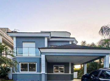 Casa · 220m² · 3 Quartos · 3 Vagas · Casa em Condominio Fechado