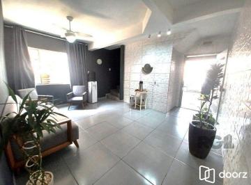 Casa · 350m² · 4 Quartos · 4 Vagas · Casa à venda - em Navegantes