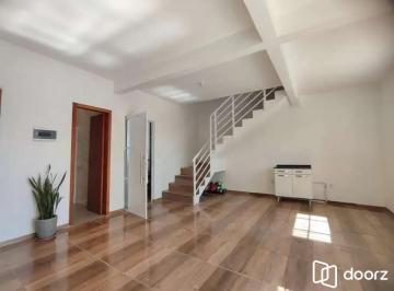 Casa · 69m² · 1 Quarto · 1 Vaga · Oportunidade no Jardim Algarve com 175 m² de Terreno