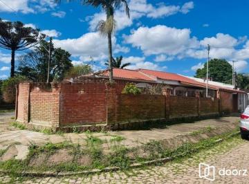 Casa · 139m² · 3 Quartos · 2 Vagas · Casa no bairro Guarujá - 3 dormitórios - 1 suíte