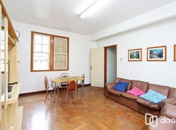 Apartamento · 107m² · 4 Quartos · Apartamento a venda na Avenida Alberto Bins com 4 quartos, 2 banheiros, elevador