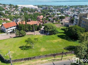 Terreno · 3386m² · Excelente terreno à venda em Porto Alegre, localizado na Rua Correa Lima,