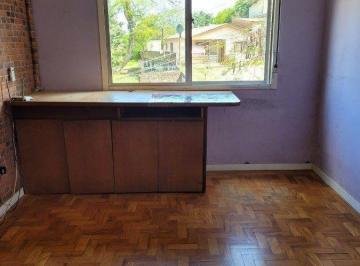 Apartamento · 71m² · 2 Quartos · 1 Vaga · Apartamento 2 dormitórios com vaga no Bairro Cristal.