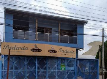 Casa · 238m² · 3 Quartos · 3 Vagas · Casa com 3 dormitórios e 3 vagas de garagem em Cachoeirinha.
