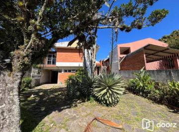Casa · 250m² · 3 Quartos · 5 Vagas · Casa à venda - em Guarujá