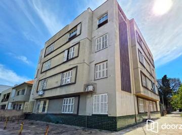 Apartamento · 66m² · 2 Quartos · Apartamento Térreo 2 Dormitórios na Avenida Pátria – São João