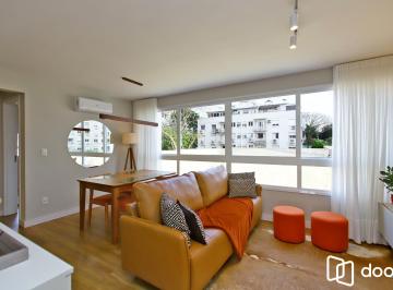 Apartamento · 54m² · 1 Quarto · 1 Vaga · Apartamento 1 dormitório, 54 metros privativos, mobiliado, elevadores