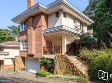 Casa · 353m² · 3 Quartos · 4 Vagas · Casa à venda - em Pedra Redonda