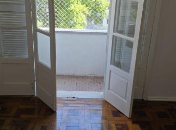 Apartamento · 79m² · 2 Quartos · Apartamento 02 dormitórios sem garagem no bairro independência em porto alegre