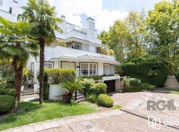 Casa · 741m² · 3 Quartos · 4 Vagas · Casa em condominio, mobiliada com 741m² privativos , com 3 suítes- master
