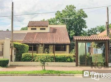 Casa · 188m² · 2 Quartos · 2 Vagas · CASA | 02 DORMITÓRIOS | AMPLO TERRENO | VILA NOVA | ZONA SUL