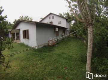 Casa · 230m² · 5 Quartos · 1 Vaga · Casa 5 dormitórios no bairro Ponta Grossa