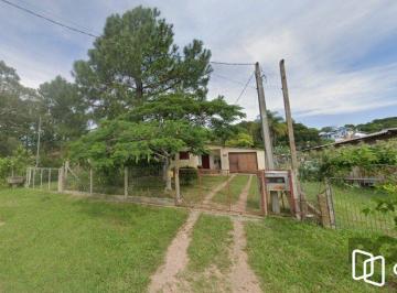 Casa · 139m² · 2 Quartos · 3 Vagas · Dois quartos, 01 banheiro, 01 sala de star, 01 sala de jantar, cozinha, 01 garag
