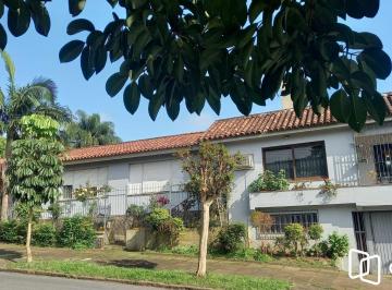 Casa · 360m² · 5 Quartos · 3 Vagas · Casa à venda - em Três Figueiras