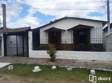 Casa · 95m² · 2 Quartos · 2 Vagas · Casa à venda - na Ponta Grossa
