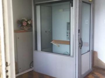 Casa · 187m² · 2 Quartos · 2 Vagas · Casa Residência/Comercial 03 dormitórios Bairro Floresta