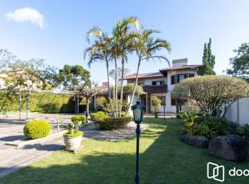 Casa · 380m² · 4 Quartos · 6 Vagas · Casa Espetacular na Vila Nova – Viva como no campo, com o conforto da cidade!