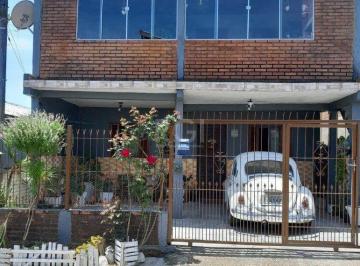 Casa · 160m² · 4 Quartos · 1 Vaga · Casa à venda - na Restinga