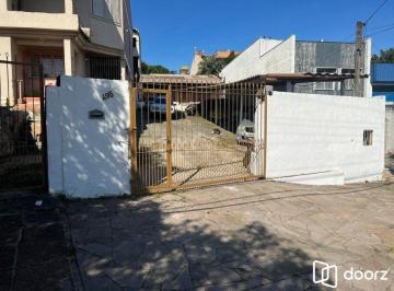 Casa · 82m² · 2 Quartos · Terreno de 392m² com casa mista de 82m²