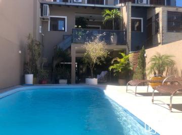 Casa · 255m² · 3 Quartos · 5 Vagas · Casa ampla com tudo o que você e sua família precisam.