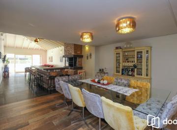 Casa · 350m² · 3 Quartos · 6 Vagas · Casa à venda - na Boa Vista