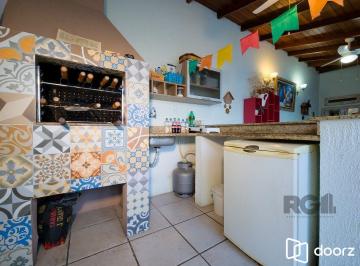 Casa · 233m² · 3 Quartos · 2 Vagas · Casa à venda - em Cavalhada