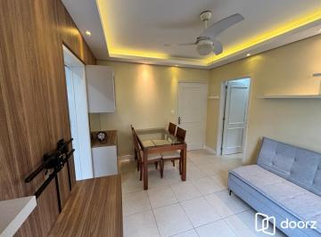 Apartamento · 36m² · 1 Quarto · Apartamento mobiliado e reformado .