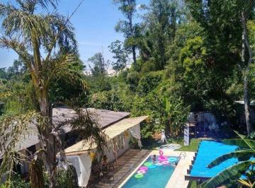Casa · 216m² · 3 Quartos · 2 Vagas · Casa com 3 dormitórios no bairro Olaria em Canoas