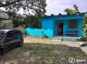 Casa · 100m² · 3 Quartos · 2 Vagas · Casa à venda - em Itapuã