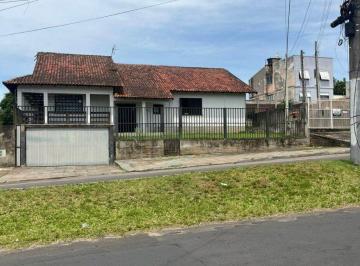 Casa · 150m² · 3 Quartos · 4 Vagas · Casa de 3 dormitórios e 4 vagas de garagem em Cachoeirinha.